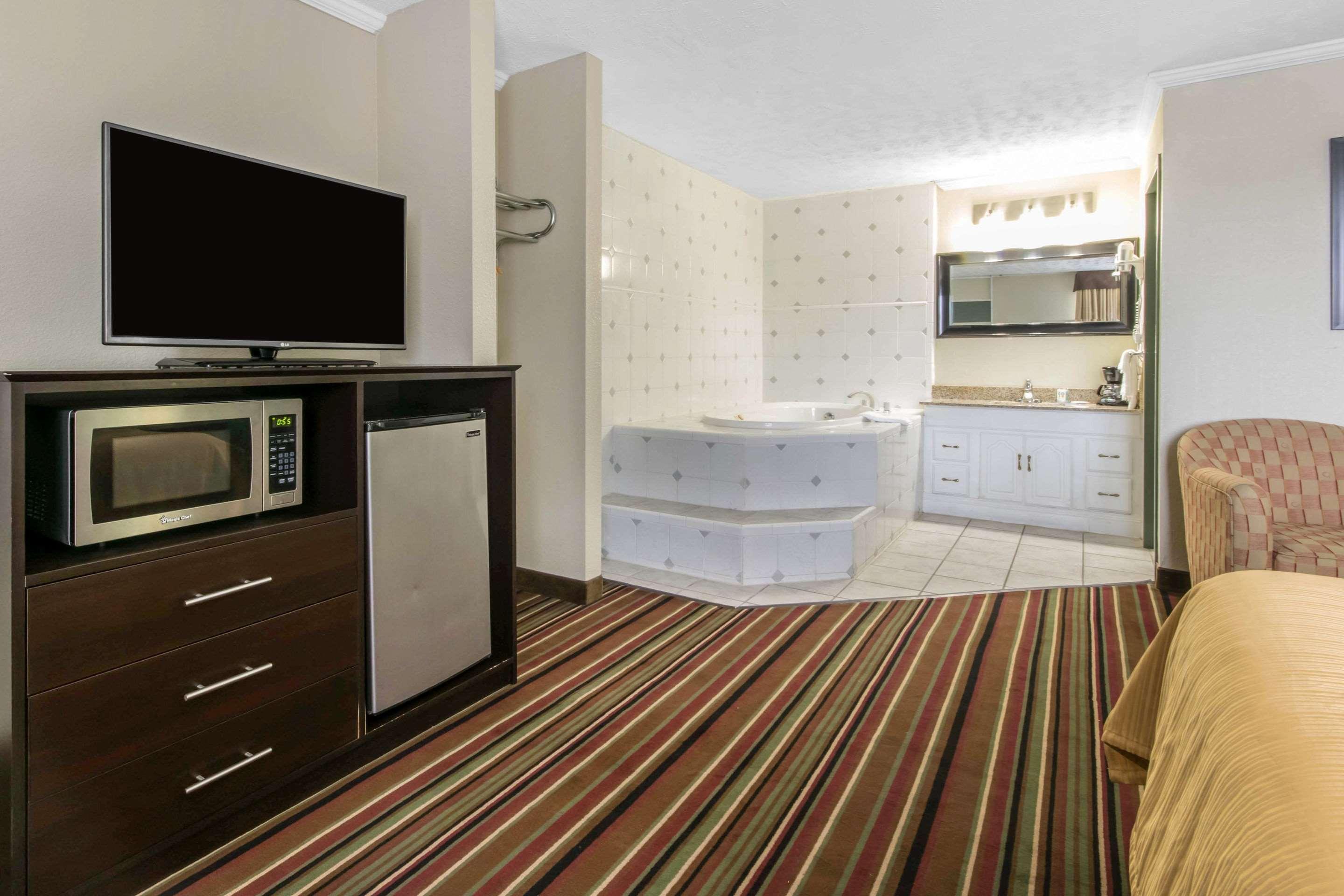 Quality Inn & Suites Horse Cave Luaran gambar