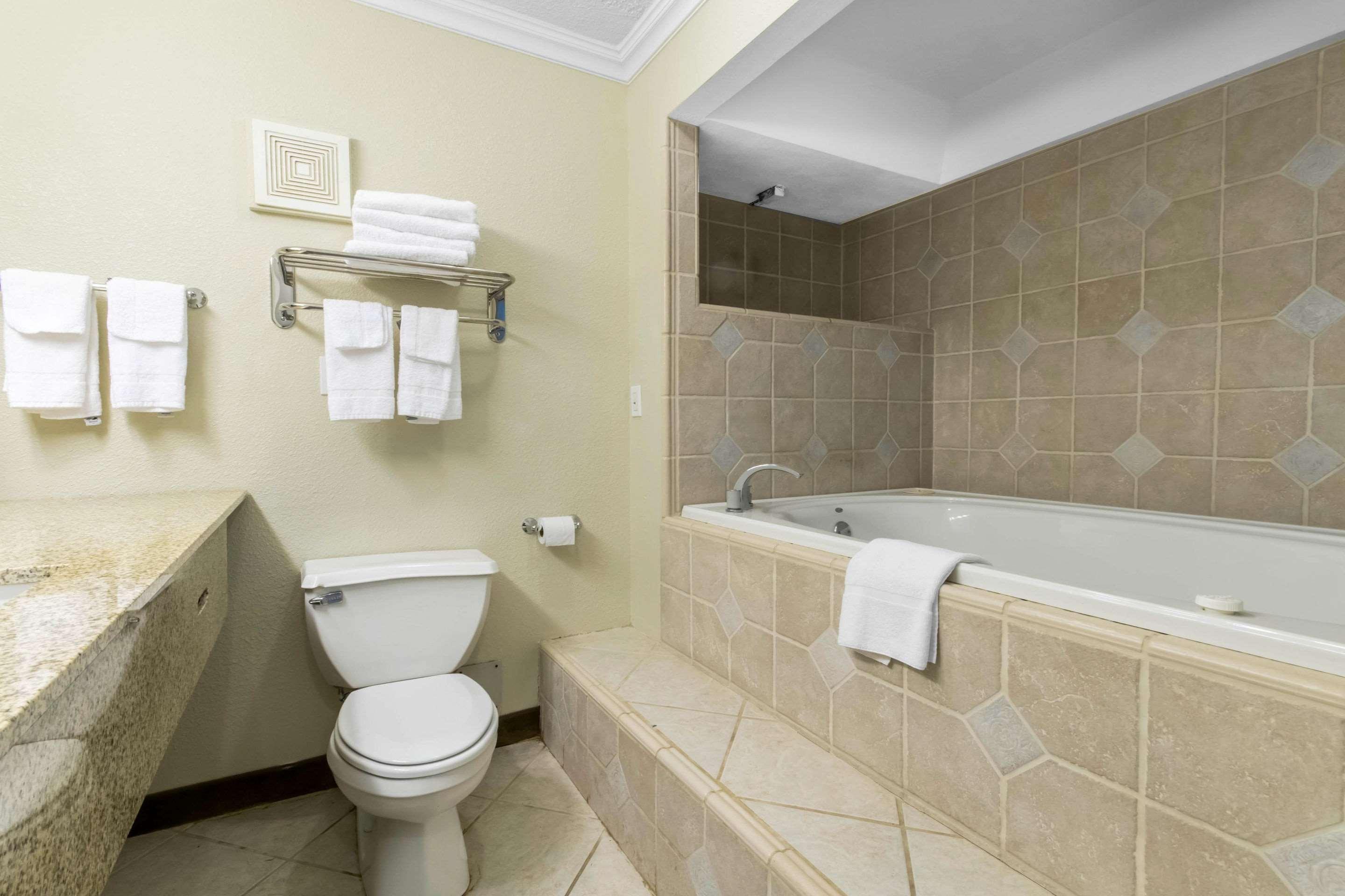 Quality Inn & Suites Horse Cave Luaran gambar